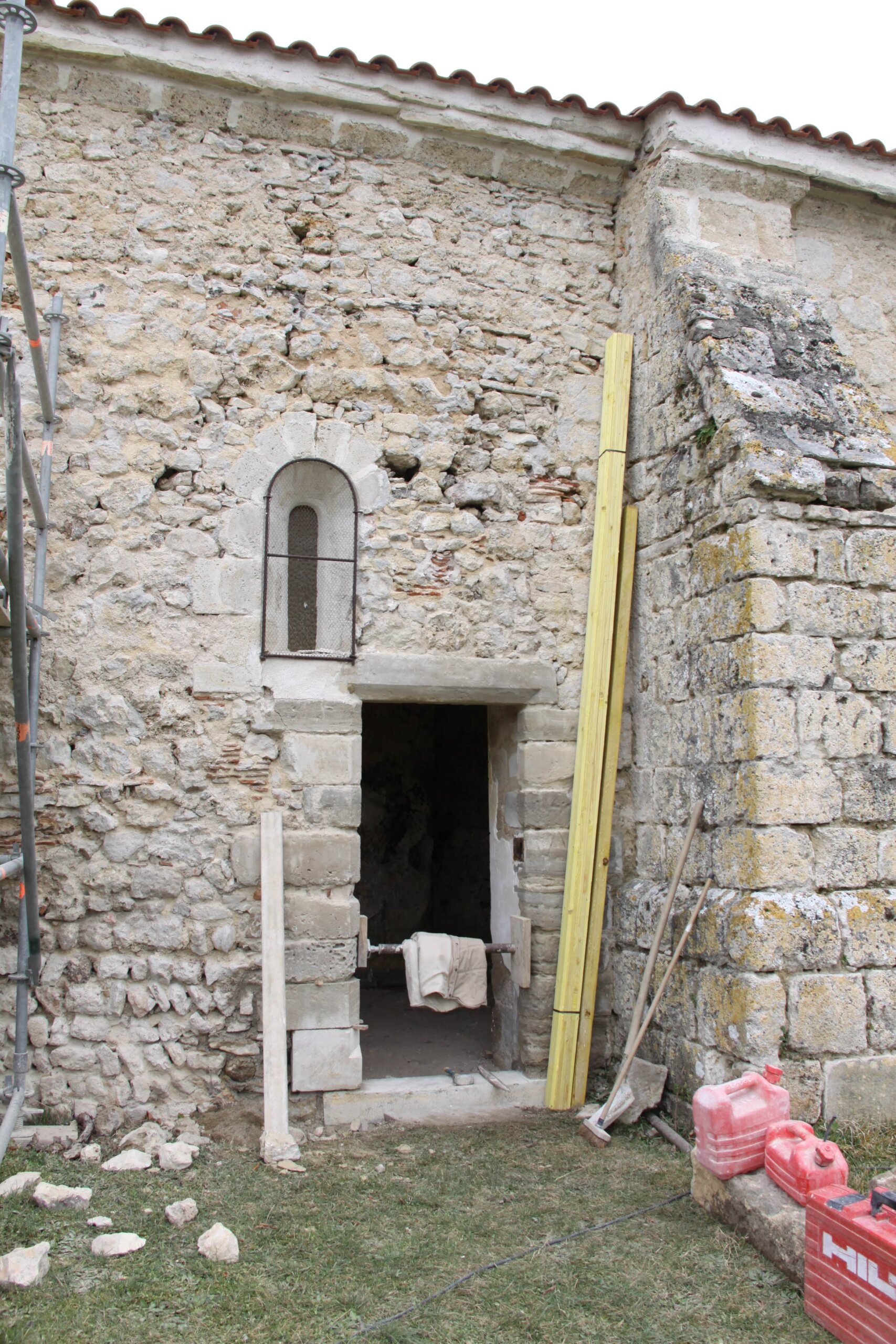 2014 ag chapelle de briailles façade extérieur pierres apparentes 2