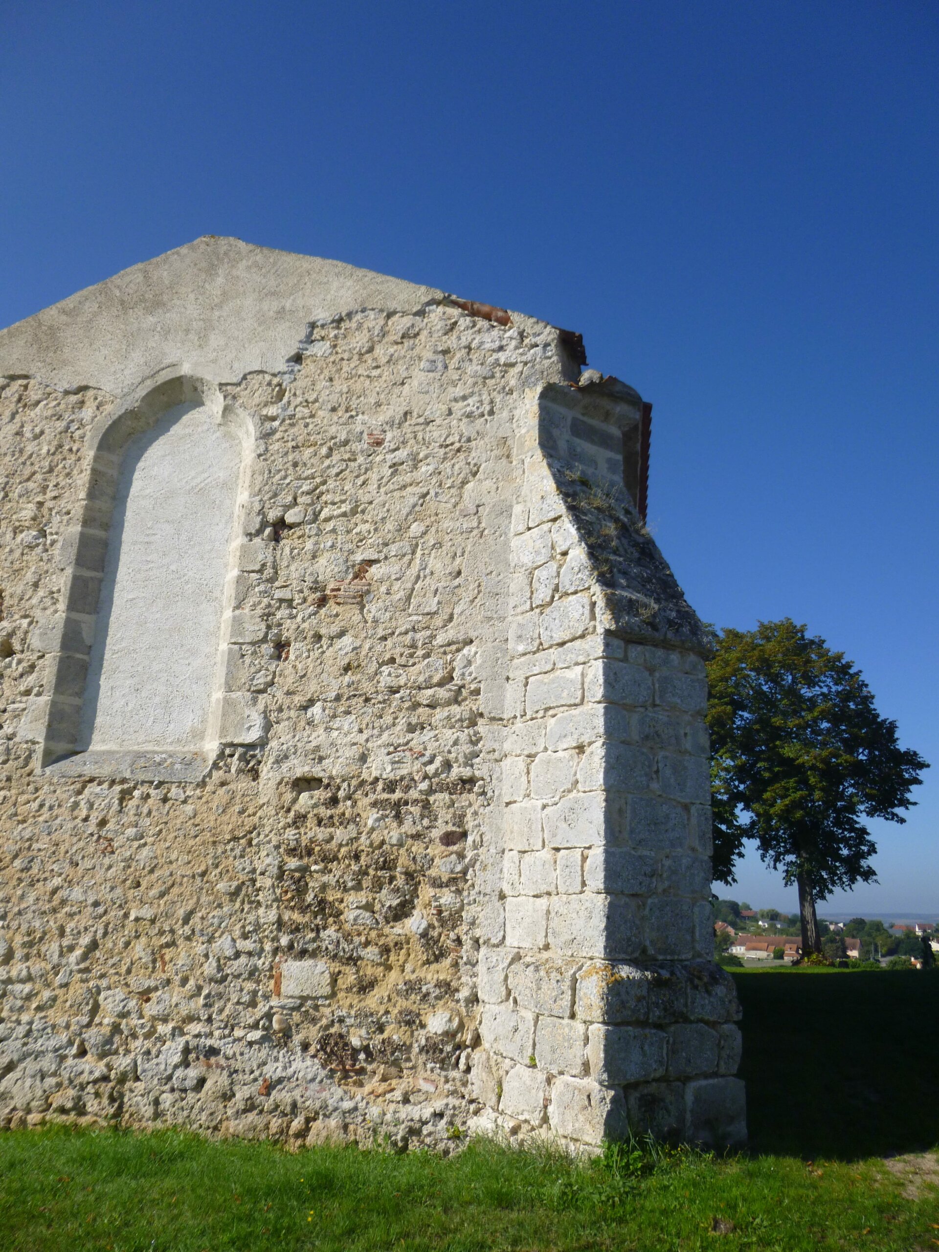 2015 chapelle de briailles extérieur pierres apparentes 003-min